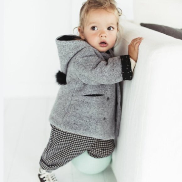 Zara Baby LIKE NEW grey fully lined snap up hooded pom pom winter coat size 2-3 - Picture 1 of 6